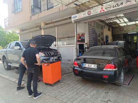 Doğan Güngör Oto Tamir Atölyesi’nin gerçek çalışma alanı ve araçları — Doğan Güngör Oto Tamir Atölyesi, Adana